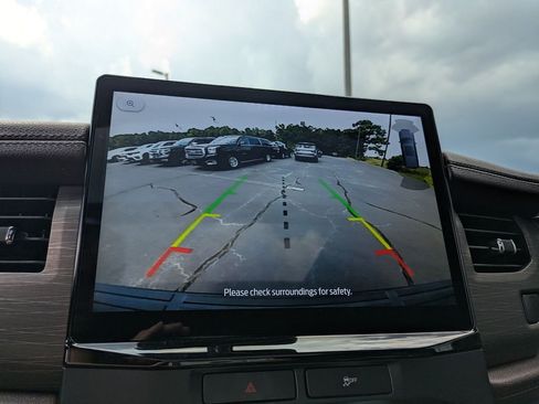 Used 2022 Ford Expedition Limited RWD image 26