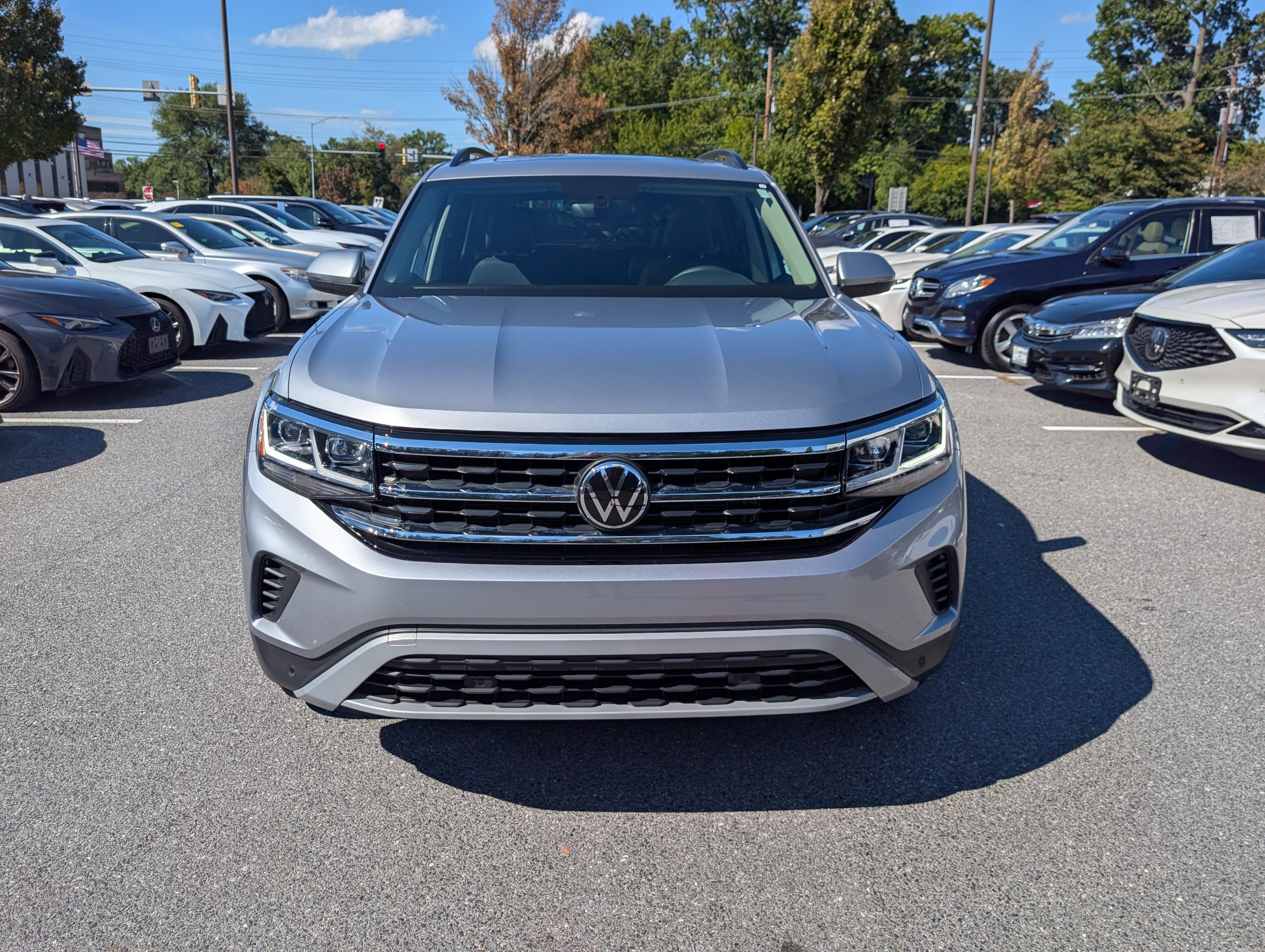 Used 2023 Volkswagen Atlas SE AWD/4WD image 8