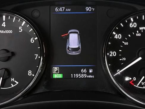 Used 2019 Nissan Rogue S FWD image 12