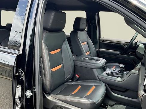 Used 2022 GMC Sierra 1500 AT4 w/ AT4 Preferred Package image 19