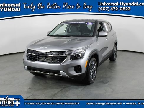 Used 2024 Kia Seltos LX AWD/4WD image 1