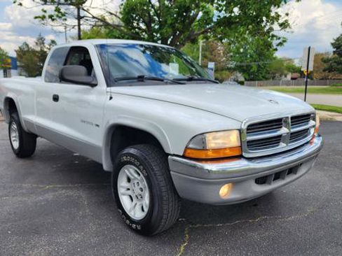 Used 2001 Dodge Dakota 4x4 Club Cab image 2
