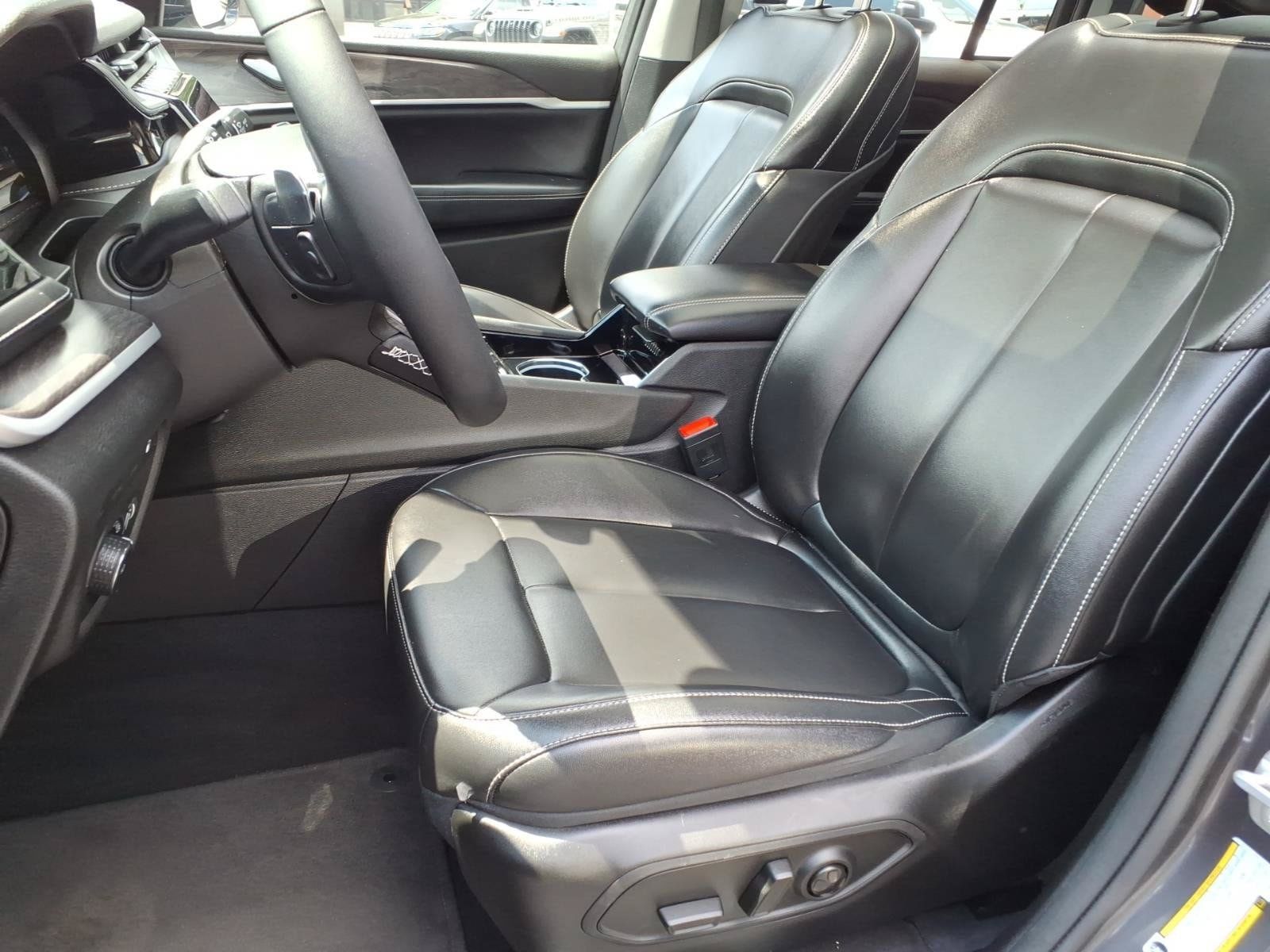 Used 2023 Jeep Grand Cherokee 4WD 4xe image 20