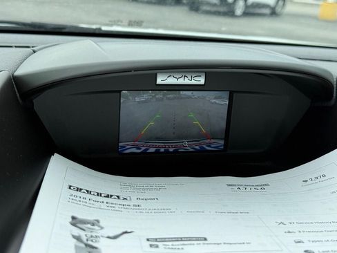 Used 2018 Ford Escape SE FWD image 26