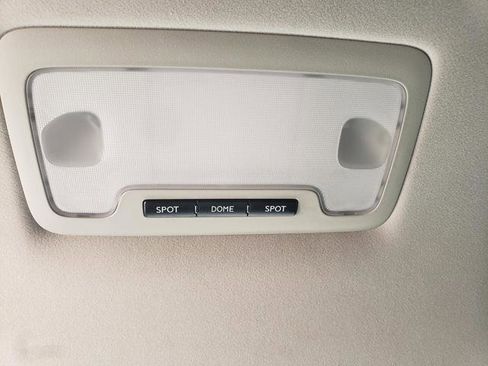 Used 2014 Lexus LS 460 AWD image 27