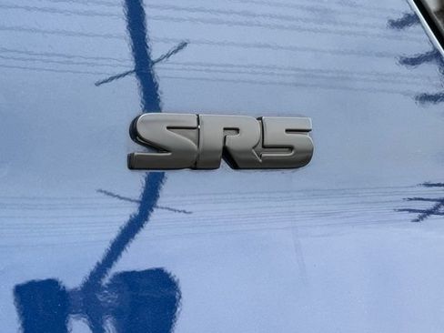 Used 2021 Toyota 4Runner SR5 AWD/4WD image 20