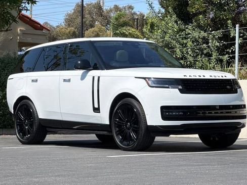 Used 2023 Land Rover Range Rover Autobiography AWD/4WD image 7