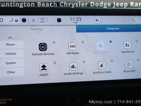 Used 2024 Jeep Wrangler Unlimited Sahara image 29