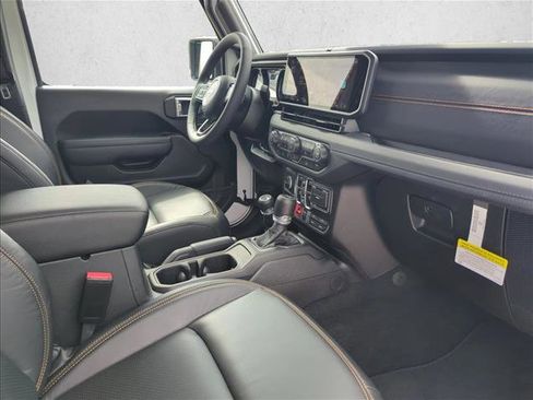 Used 2026 Jeep Gladiator Mojave AWD/4WD image 24