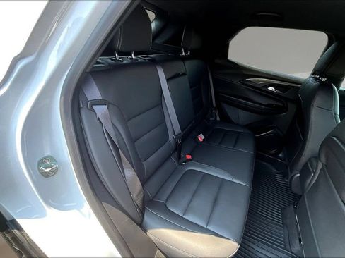 Used 2023 Chevrolet TrailBlazer ACTIV FWD image 21