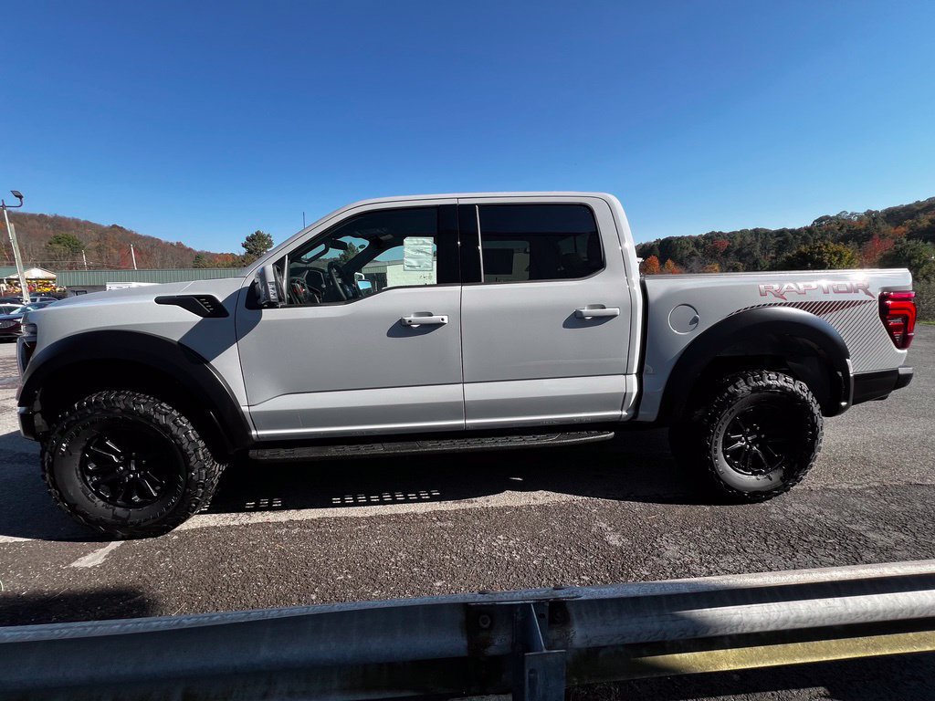 New 2026 Ford F150 Raptor AWD/4WD image 4