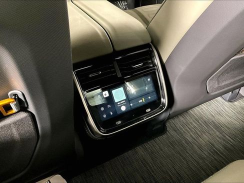 Used 2023 Rivian R1T Adventure image 35