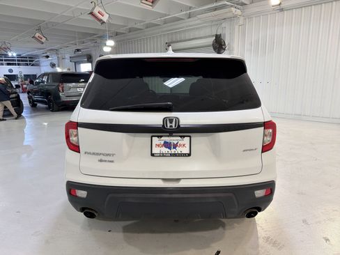 Used 2021 Honda Passport Sport image 25