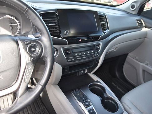 Used 2023 Honda Ridgeline RTL image 9