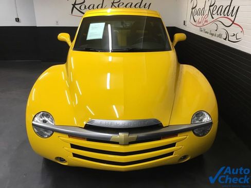 Used 2003 Chevrolet SSR w/ Preferred Equipment Group image 15