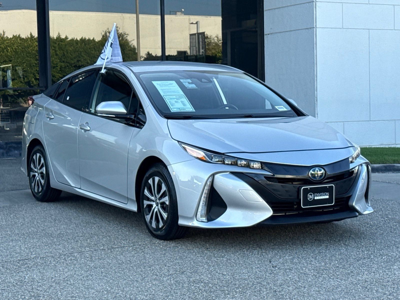 Used 2020 Toyota Prius Prime XLE FWD image 7