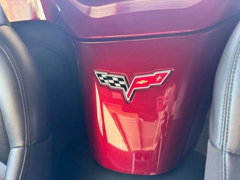 Used 2006 Chevrolet Corvette Convertible w/ Preferred Equipment Group image 28