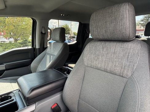 Used 2022 Ford F150 XLT w/ XTR Package image 11