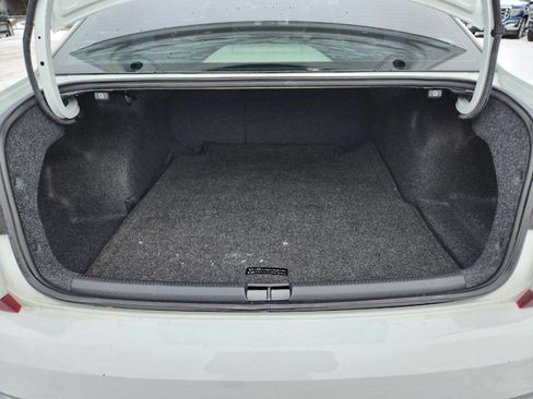 Used 2018 Volkswagen Passat 2.0T SE image 27