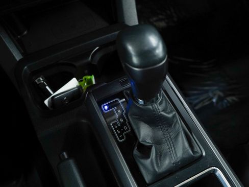 Used 2019 Toyota Tacoma TRD Sport image 24