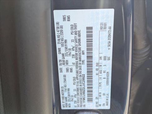 Used 2020 Ford Escape SE Sport image 25