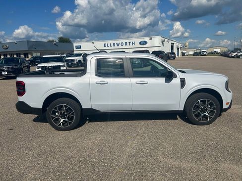 New 2025 Ford Maverick Lariat w/ 4K Tow Package image 8