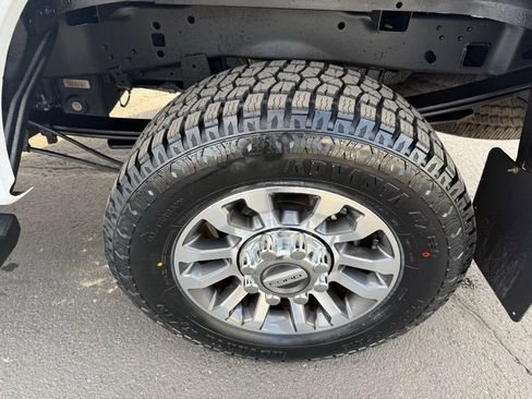 Used 2022 Ford F250 Lariat w/ Lariat Value Package image 19