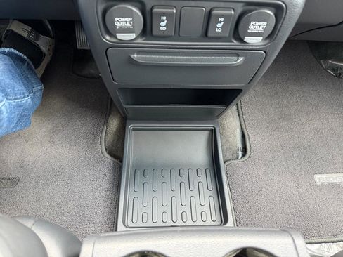 Used 2012 Honda Ridgeline RTL image 18