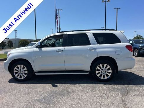 Used 2013 Toyota Sequoia Platinum AWD/4WD image 6
