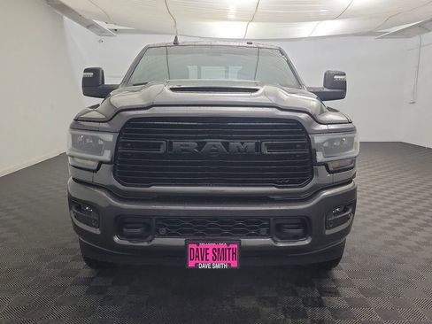 Used 2023 RAM 2500 Laramie w/ Night Edition image 5