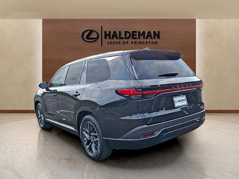 Used 2025 Lexus TX 350 AWD image 3