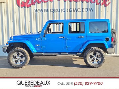 Used 2016 Jeep Wrangler Unlimited Sahara w/ Connectivity Group AWD/4WD image 4
