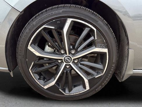 Certified 2025 Nissan Altima 2.5 SR image 14