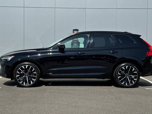 Certified 2026 Volvo XC60 B5 Ultra w/ Climate Package AWD/4WD image 2