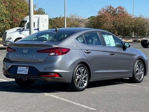 Used 2019 Hyundai Elantra Limited w/ Cargo Package image 4