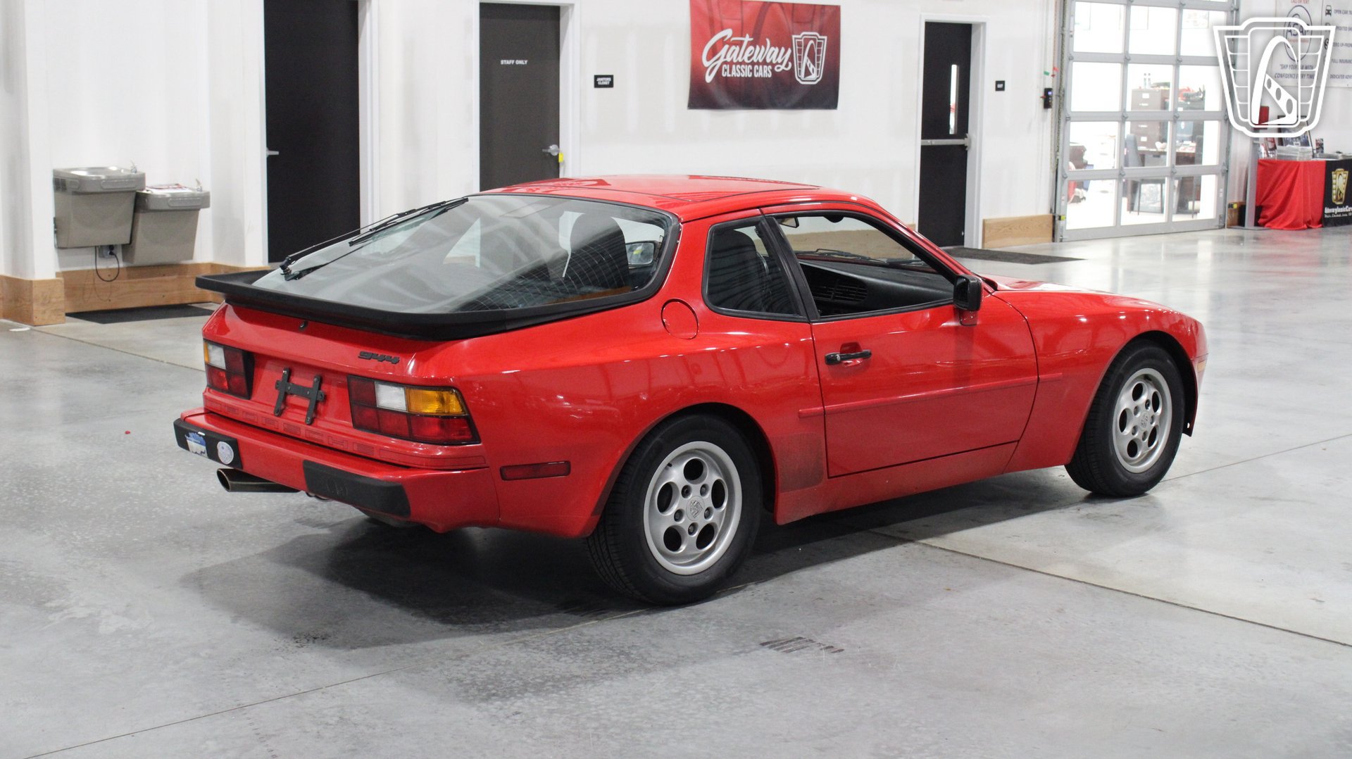 Used 1988 Porsche 944 Coupe RWD image 16