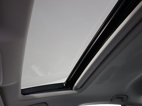 Used 2023 Honda Accord Touring image 22