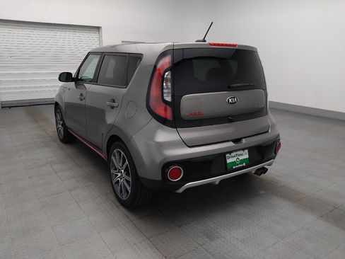 Used 2019 Kia Soul ! FWD image 5