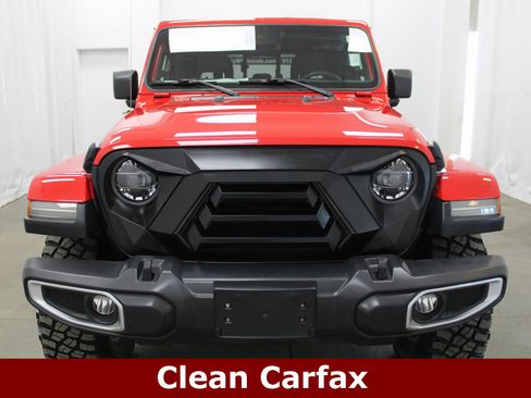 Used 2020 Jeep Gladiator Overland image 3