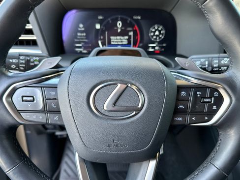 Used 2025 Lexus GX 550 image 24