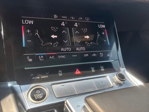 Used 2024 Audi Q8 e-tron Premium Plus w/ Premium Plus Package image 58