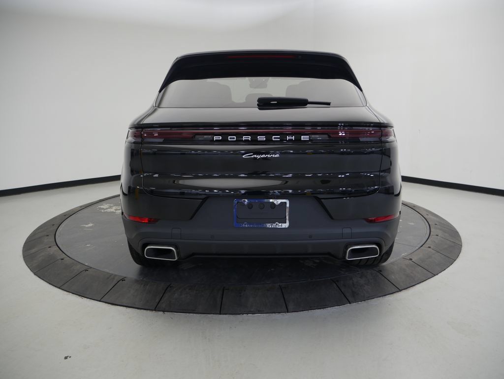 Certified 2026 Porsche Cayenne AWD/4WD image 6