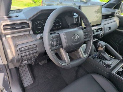 New 2026 Toyota Tacoma Limited AWD/4WD image 10