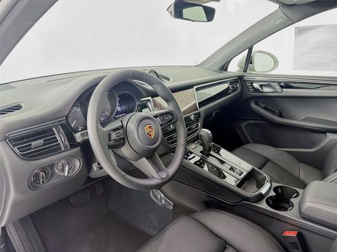 New 2026 Porsche Macan Turbo AWD/4WD image 4