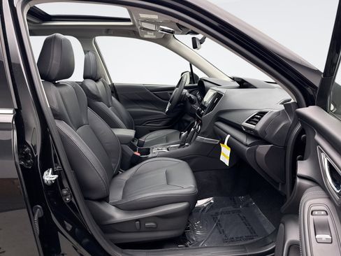 Used 2024 Subaru Forester Touring image 19