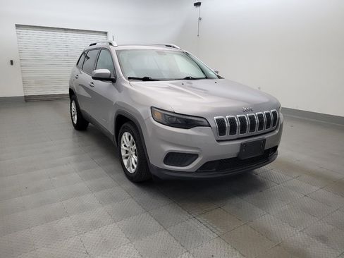 Used 2020 Jeep Cherokee Latitude FWD image 13
