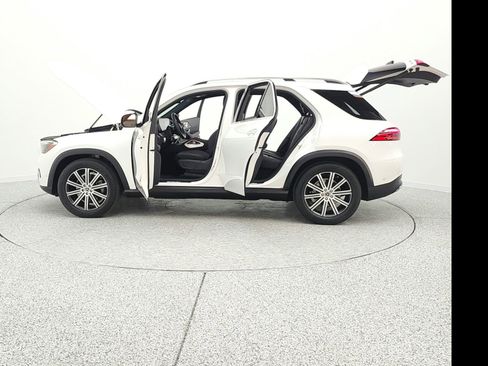 Certified 2024 Mercedes-Benz GLE 350 4MATIC image 8