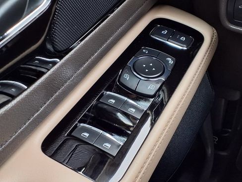 Used 2020 Lincoln Aviator Reserve w/ Elements Package Plus RWD image 11