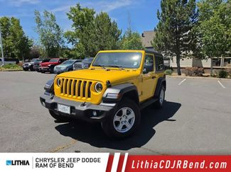 Used 2020 Jeep Wrangler Sport AWD/4WD video 1