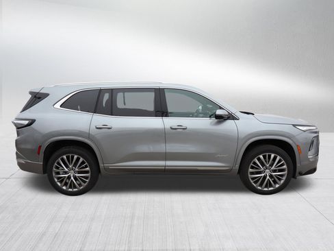 New 2026 Buick Enclave Avenir w/ Super Cruise Package AWD/4WD image 8